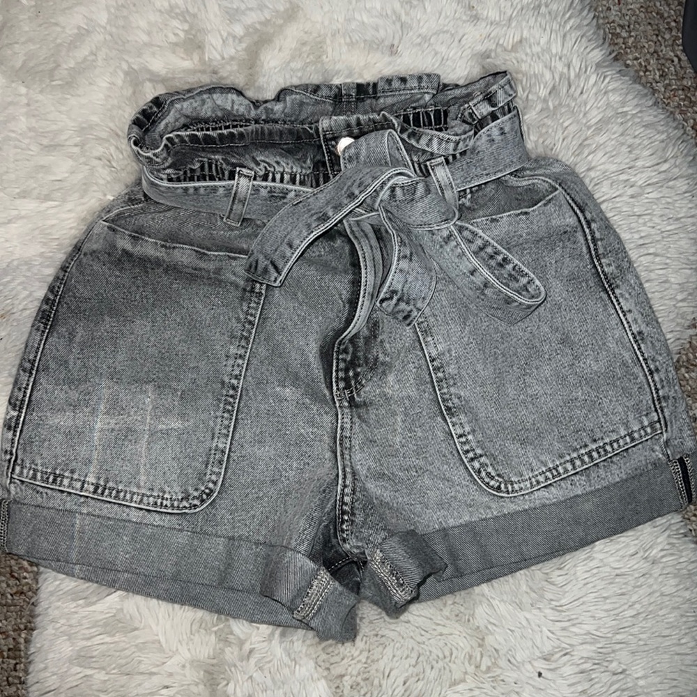 Zara paperbag shorts size S